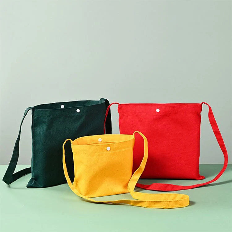 Bolsa Crossbody em Lona de Poliéster
